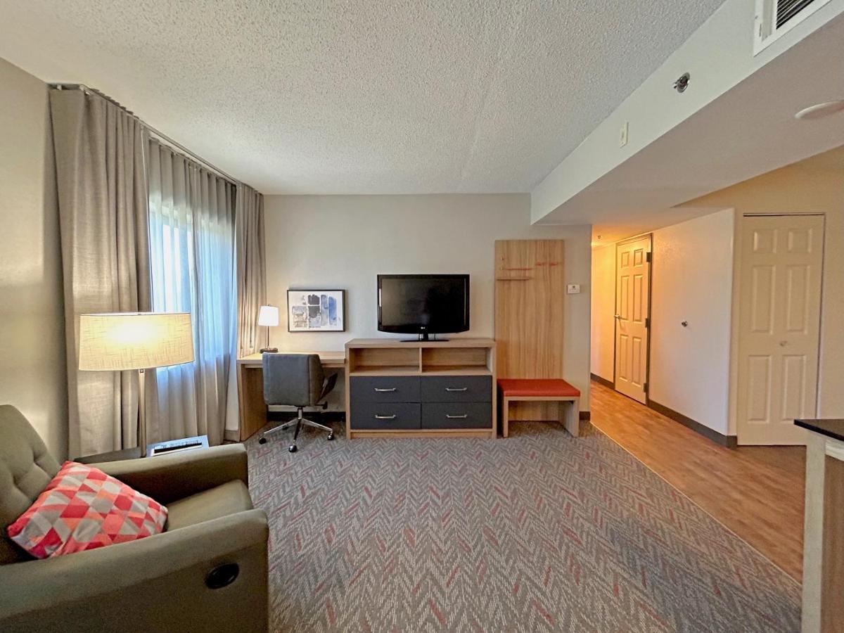 Candlewood Suites Indianapolis Downtown Medical District By Ihg Bagian luar foto