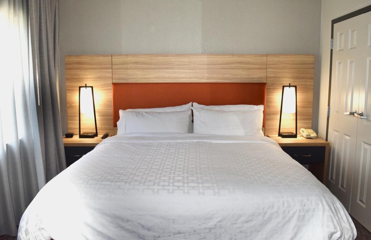Candlewood Suites Indianapolis Downtown Medical District By Ihg Bagian luar foto