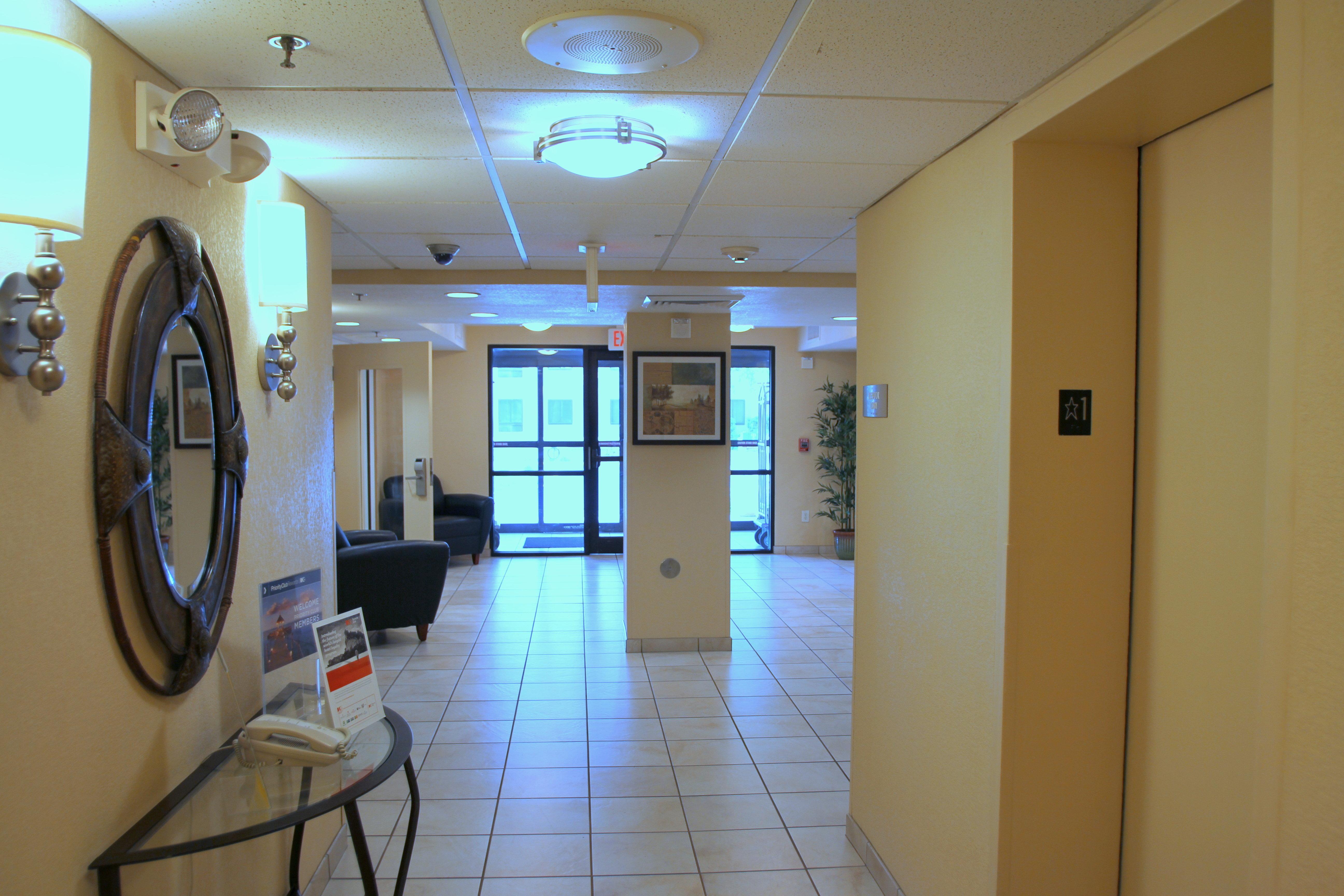 Candlewood Suites Indianapolis Downtown Medical District By Ihg Bagian luar foto